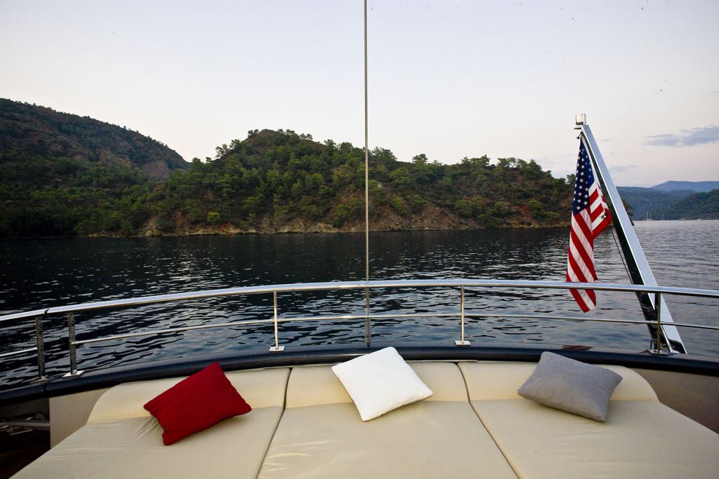 60 years poles_07 - 1K JPEG