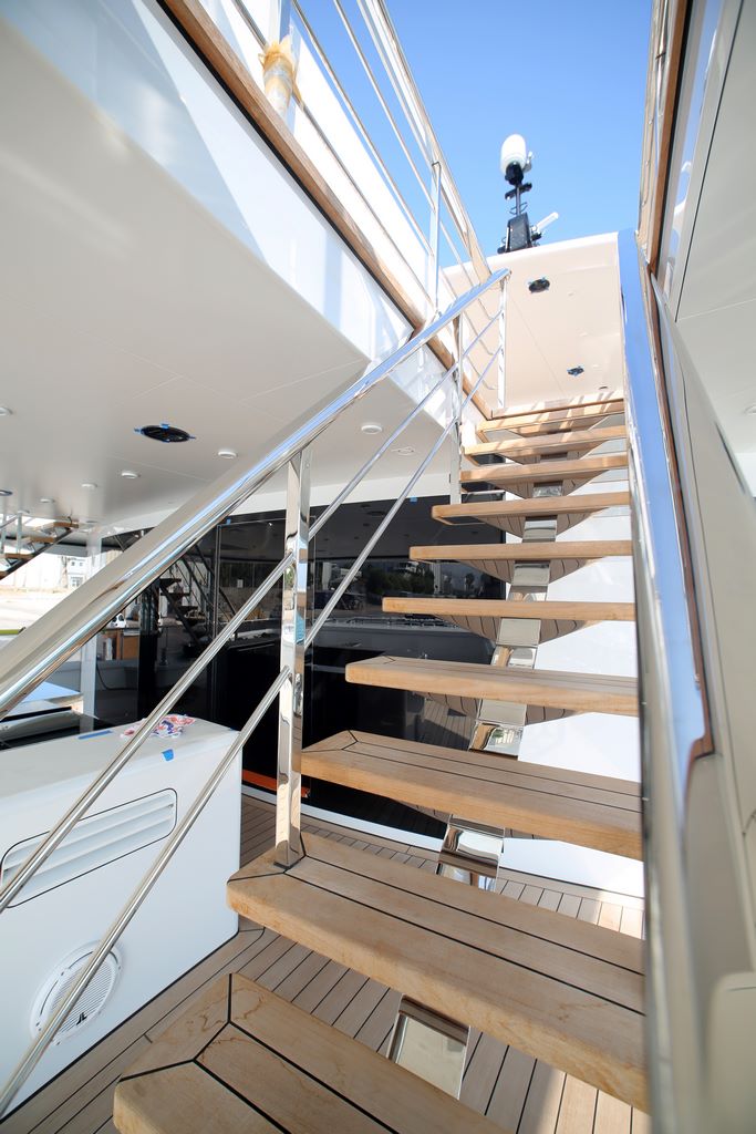 alya60 stairs_28 - 1K JPEG